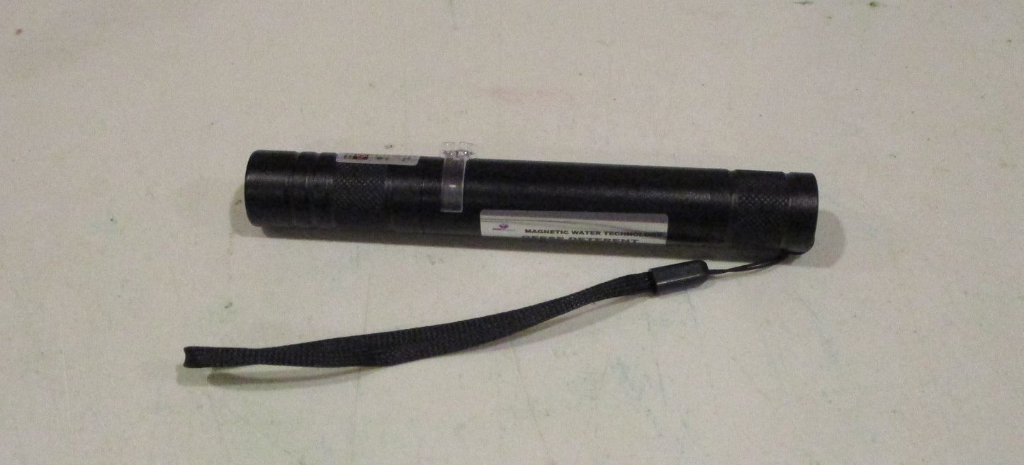 Geese Beat It Deterrent Light Pen-Makes Them Go Away